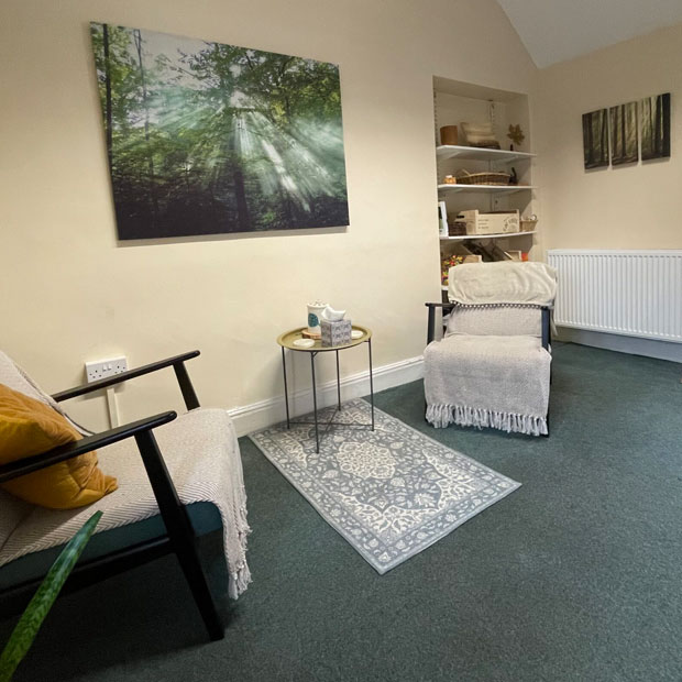SianElls_Locations_Forest_Room_02